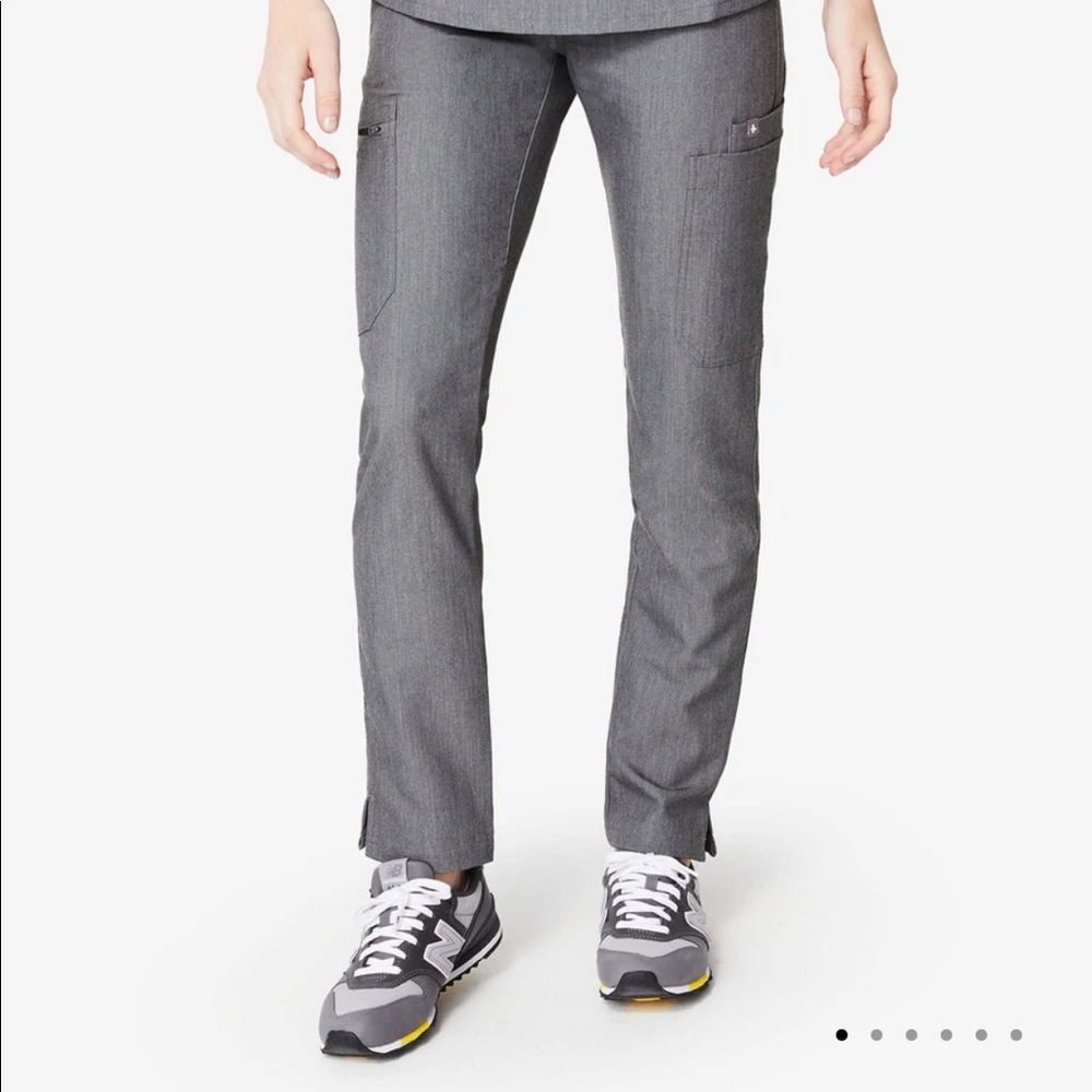 FIGS Yola Skinny Scrub Pant in Graphite
